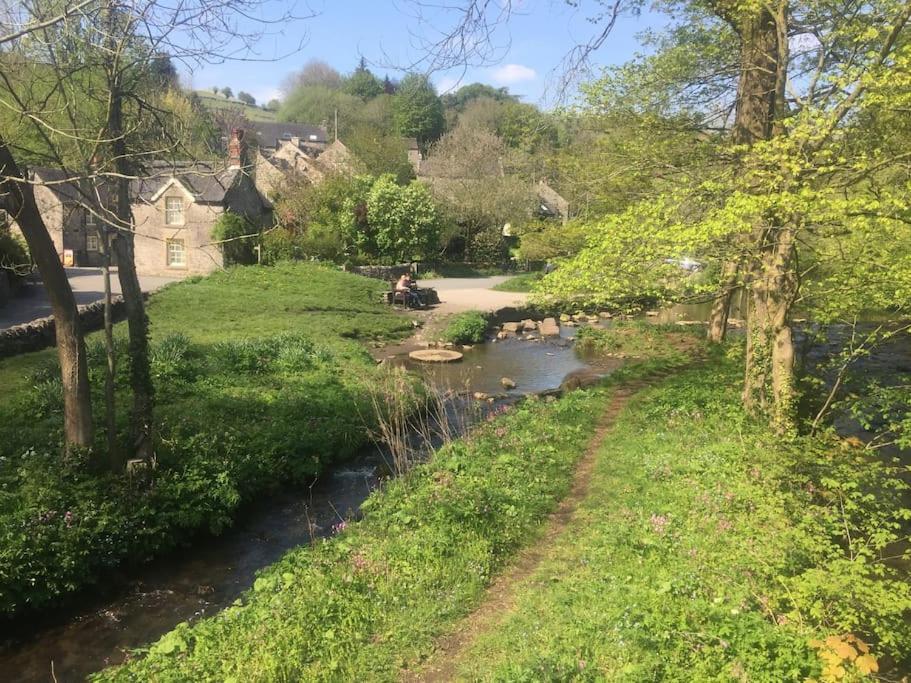 Duck Cottage Milldale Alstonefield Peak District Alstonfield Bagian luar foto